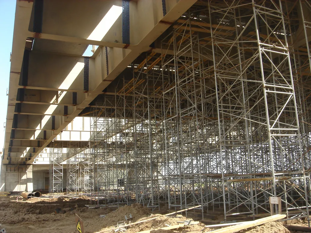 Astana Ishim Nehri Köprüsü ve Yaklaşım Viyadükleri